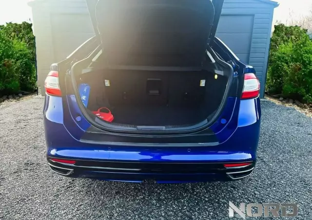 FORD Mondeo 2.0 TDCi Titanium PowerShift