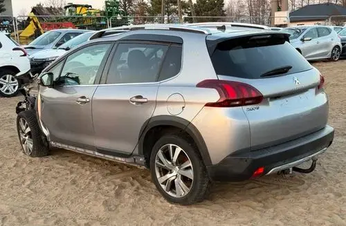 PEUGEOT 2008 