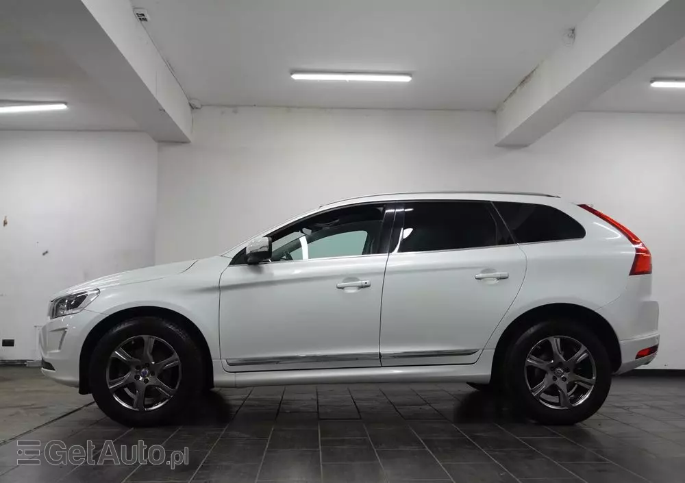 VOLVO XC 60 D4 AWD Summum
