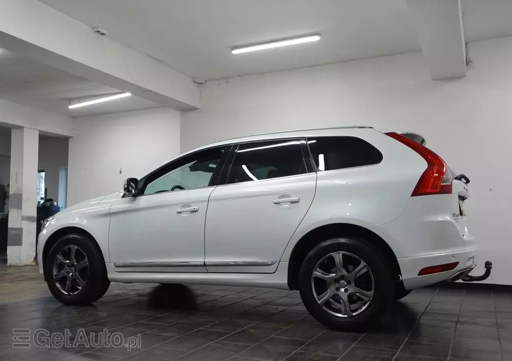 VOLVO XC 60 D4 AWD Summum