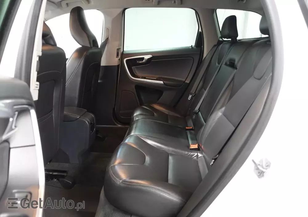 VOLVO XC 60 D4 AWD Summum