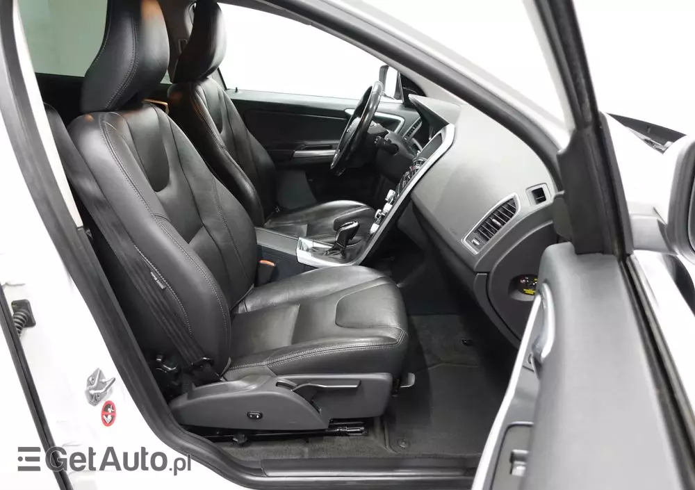 VOLVO XC 60 D4 AWD Summum