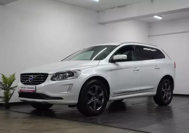 VOLVO XC 60 D4 AWD Summum