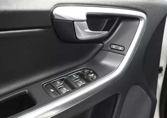 VOLVO XC 60 D4 AWD Summum