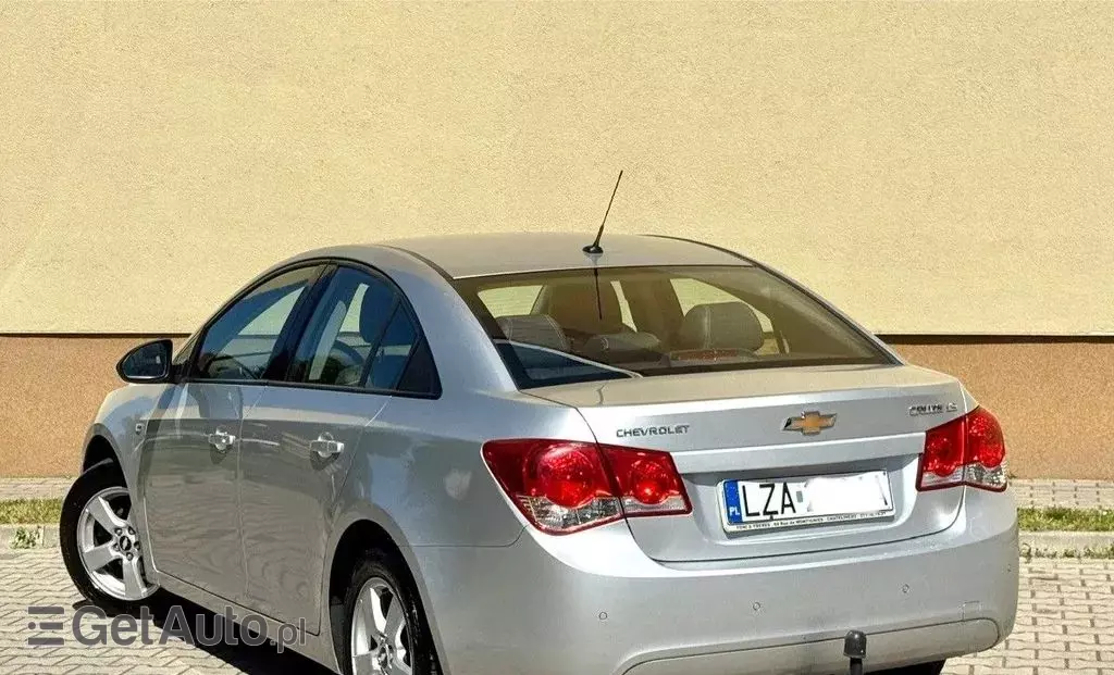 CHEVROLET Cruze 