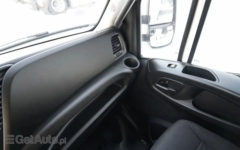 IVECO DAILY 65-170   / CHŁODNIA / AGREGAT XARIOS 300 / WINDA / AUTOMAT / DMC: 6 500 KG 