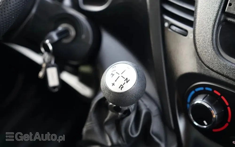 IVECO DAILY 65-170   / CHŁODNIA / AGREGAT XARIOS 300 / WINDA / AUTOMAT / DMC: 6 500 KG 