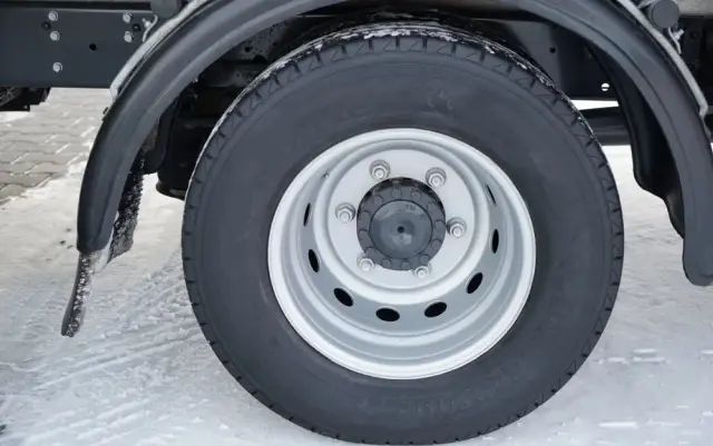 IVECO DAILY 65-170   / CHŁODNIA / AGREGAT XARIOS 300 / WINDA / AUTOMAT / DMC: 6 500 KG 