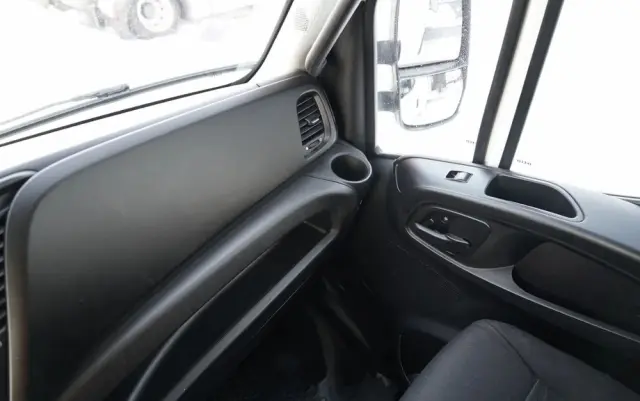 IVECO DAILY 65-170   / CHŁODNIA / AGREGAT XARIOS 300 / WINDA / AUTOMAT / DMC: 6 500 KG 