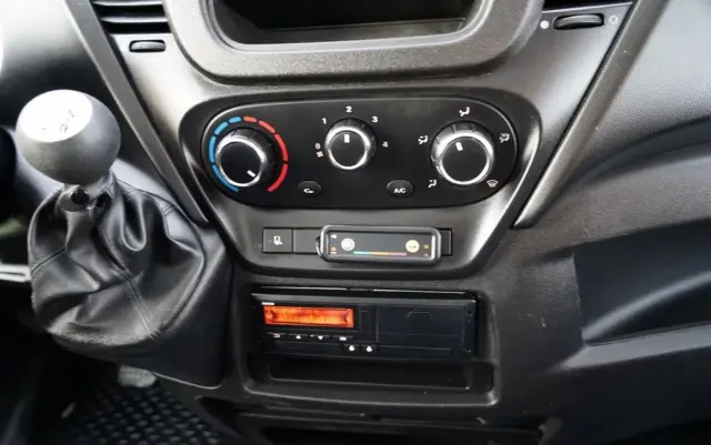 IVECO DAILY 65-170   / CHŁODNIA / AGREGAT XARIOS 300 / WINDA / AUTOMAT / DMC: 6 500 KG 