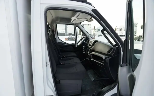 IVECO DAILY 65-170   / CHŁODNIA / AGREGAT XARIOS 300 / WINDA / AUTOMAT / DMC: 6 500 KG 