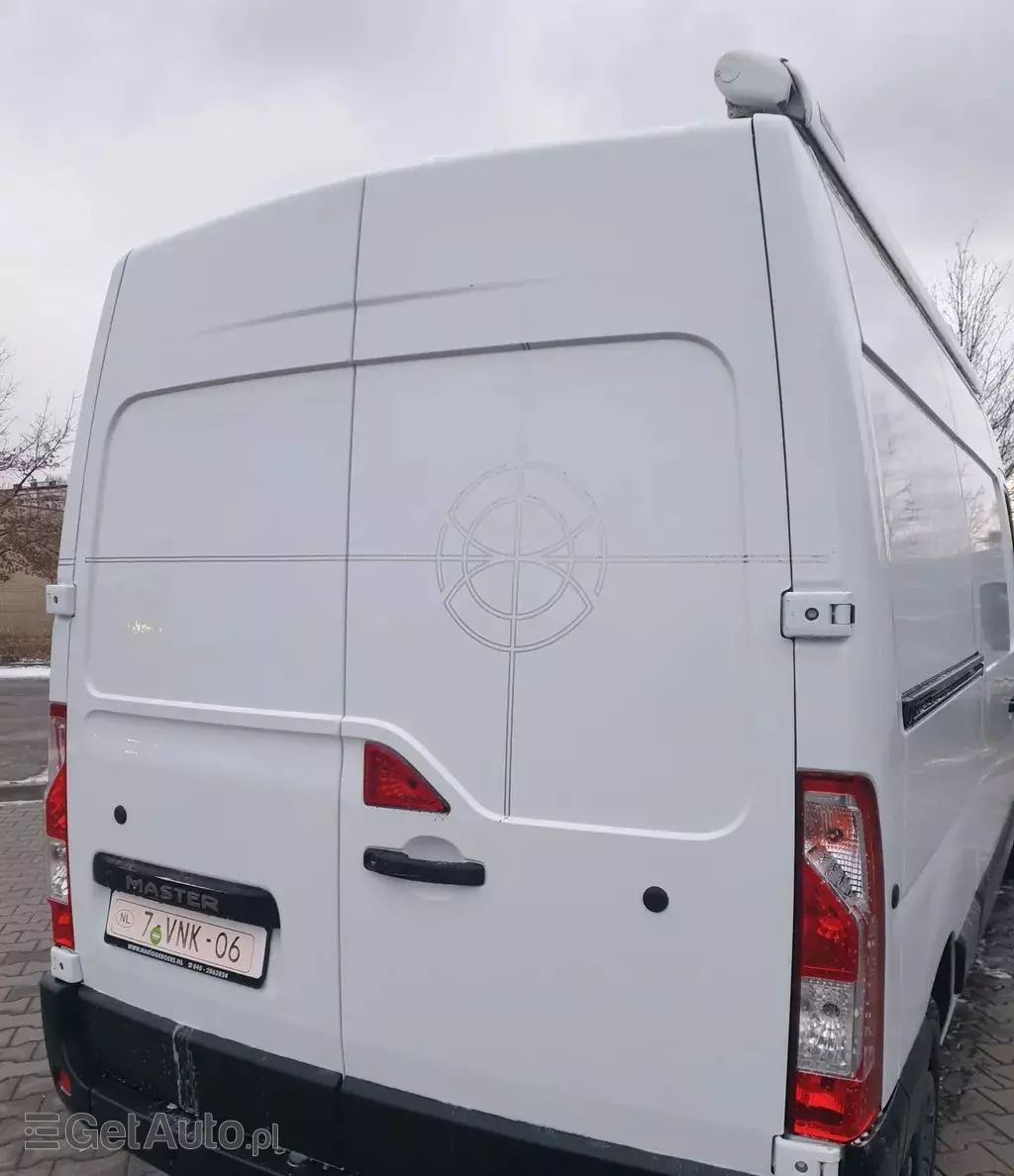 RENAULT Master 