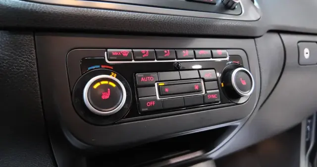 VOLKSWAGEN Golf Plus 1.6 TDI DPF MATCH