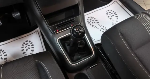 VOLKSWAGEN Golf Plus 1.6 TDI DPF MATCH