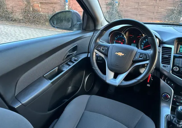 CHEVROLET Cruze 1.8 LTZ