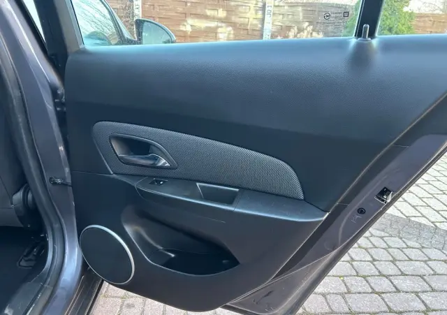 CHEVROLET Cruze 1.8 LTZ