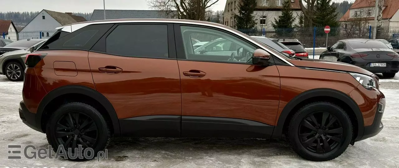 PEUGEOT 3008 1.5 BlueHDi Road Trip S&S