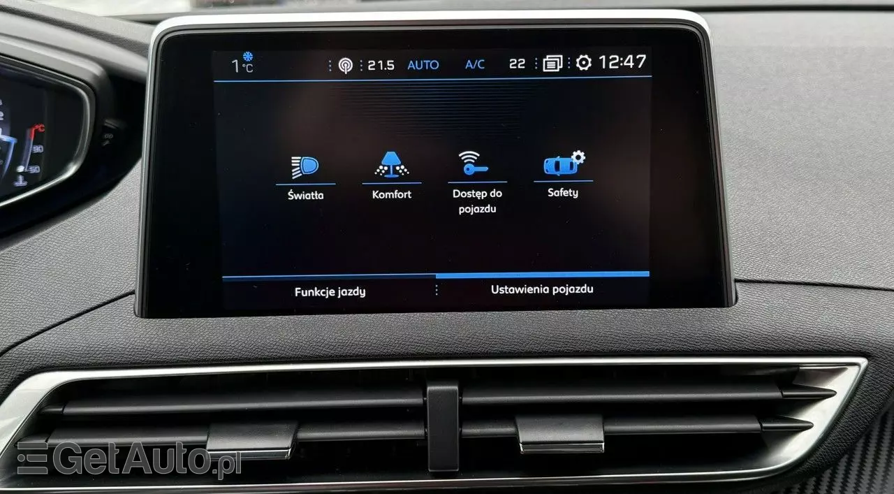 PEUGEOT 3008 1.5 BlueHDi Road Trip S&S