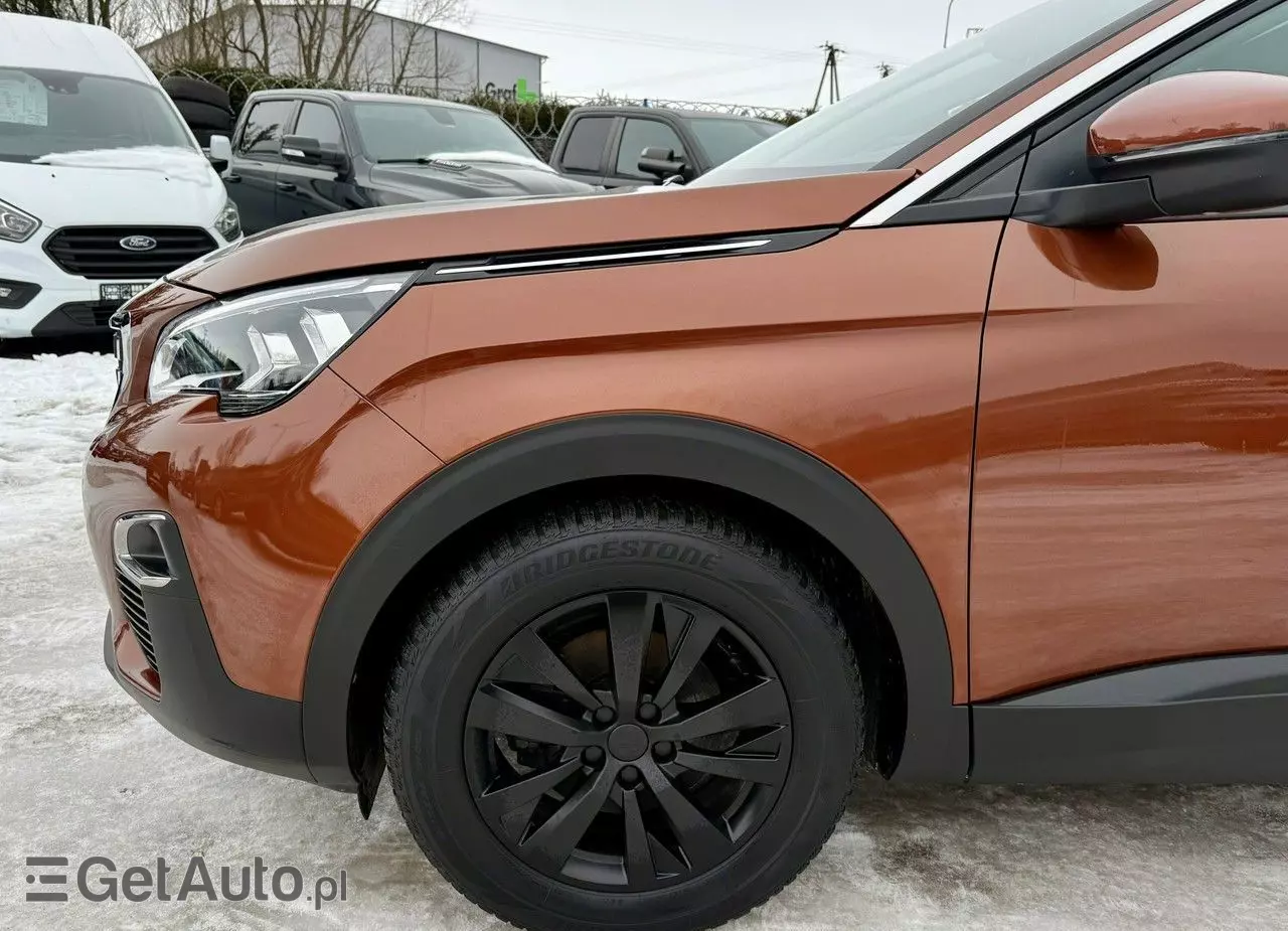 PEUGEOT 3008 1.5 BlueHDi Road Trip S&S