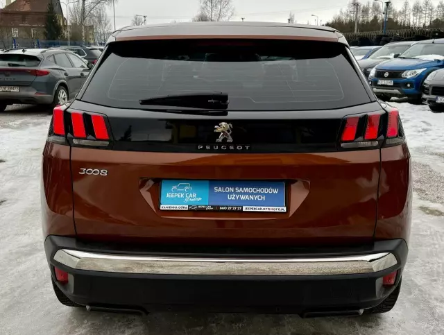 PEUGEOT 3008 1.5 BlueHDi Road Trip S&S
