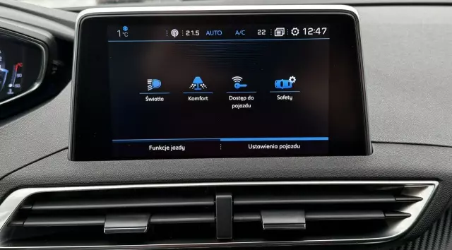 PEUGEOT 3008 1.5 BlueHDi Road Trip S&S