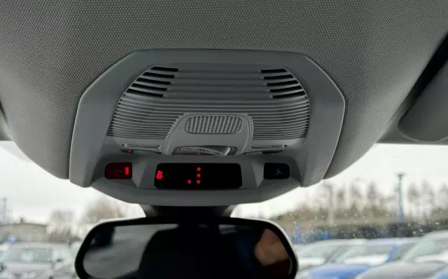 PEUGEOT 3008 1.5 BlueHDi Road Trip S&S