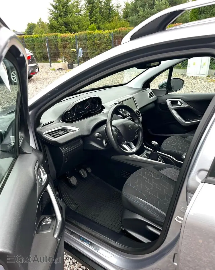 PEUGEOT 2008 1.2 VTi Allure