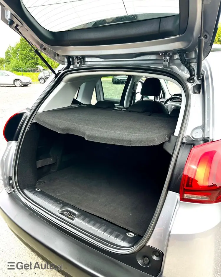 PEUGEOT 2008 1.2 VTi Allure