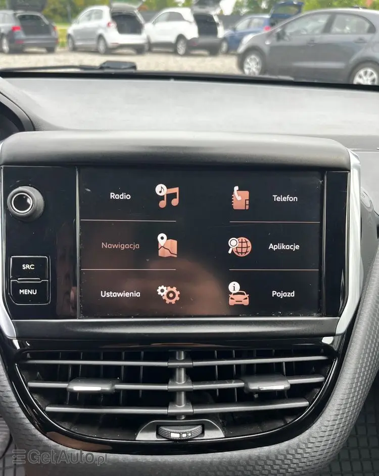 PEUGEOT 2008 1.2 VTi Allure