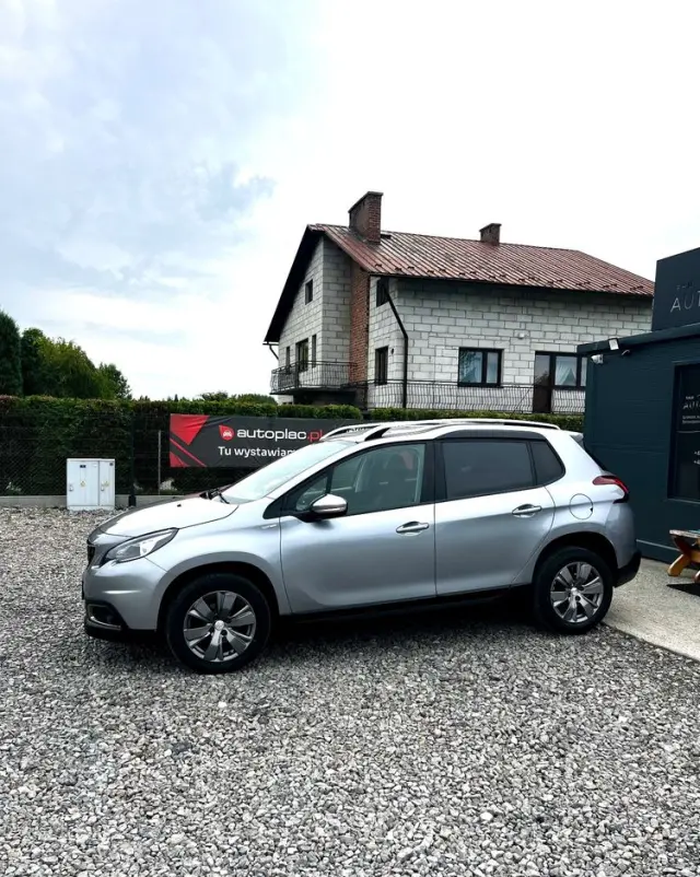 PEUGEOT 2008 1.2 VTi Allure