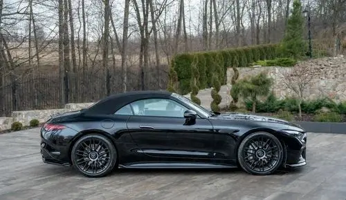 MERCEDES-BENZ SL 