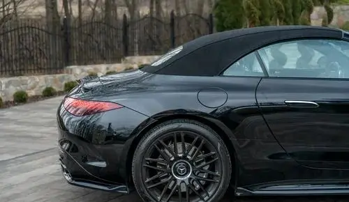 MERCEDES-BENZ SL 
