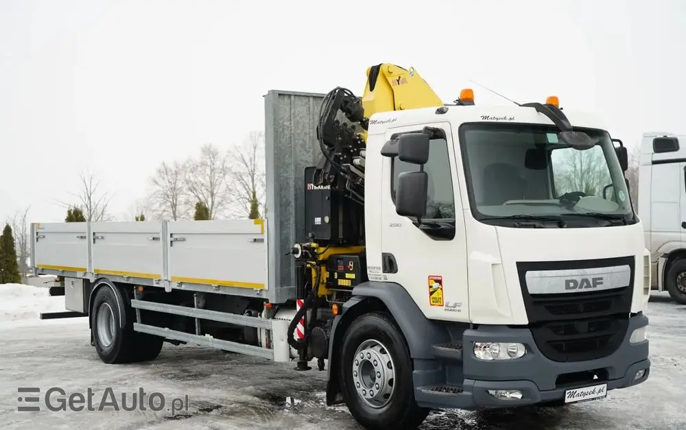 DAF LF 250 / 4X2 / SKRZYNIOWY - 7.30 + HDS HYVA HB 150XE3 / STEROWANIE RADIOWE / ROTATOR / MAX UDŹWIG: 5200 KG / EURO 6 