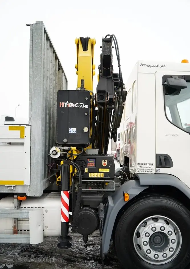 DAF LF 250 / 4X2 / SKRZYNIOWY - 7.30 + HDS HYVA HB 150XE3 / STEROWANIE RADIOWE / ROTATOR / MAX UDŹWIG: 5200 KG / EURO 6 