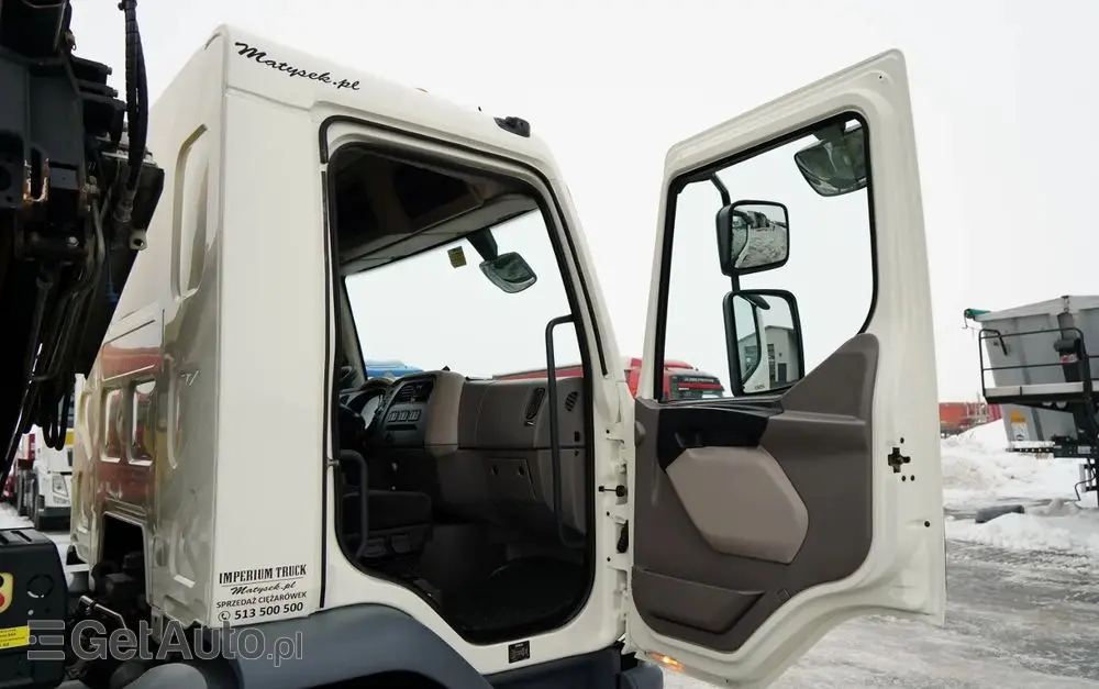 DAF LF 250 / 4X2 / SKRZYNIOWY - 7.30 + HDS HYVA HB 150XE3 / STEROWANIE RADIOWE / ROTATOR / MAX UDŹWIG: 5200 KG / EURO 6 