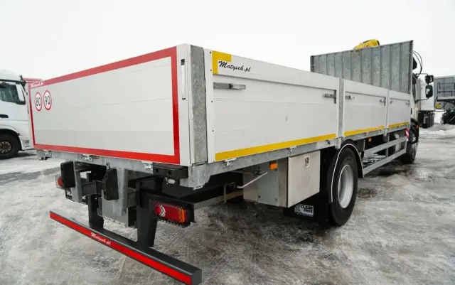 DAF LF 250 / 4X2 / SKRZYNIOWY - 7.30 + HDS HYVA HB 150XE3 / STEROWANIE RADIOWE / ROTATOR / MAX UDŹWIG: 5200 KG / EURO 6 