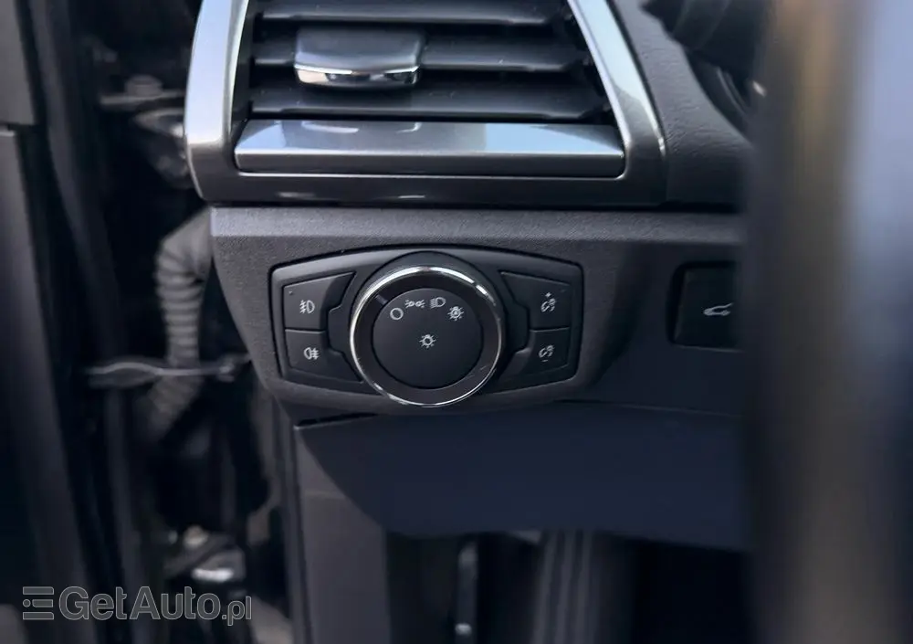 FORD Mondeo 2.0 EcoBlue Titanium