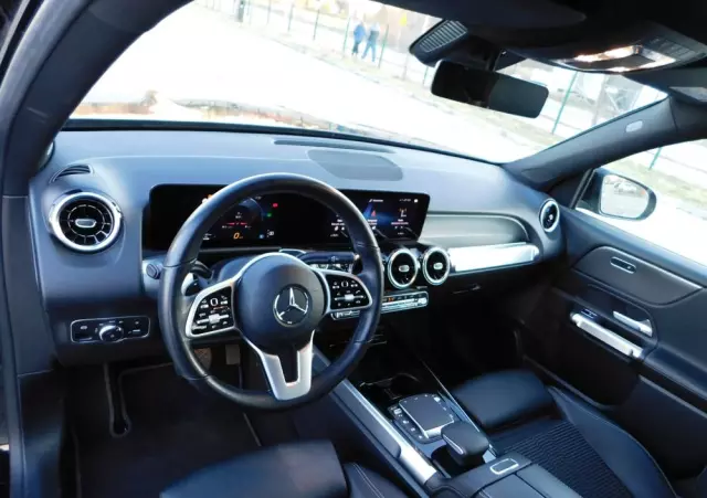 MERCEDES-BENZ GLB 200 d Progressive 8G-DCT