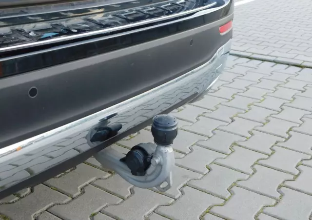 MERCEDES-BENZ GLB 200 d Progressive 8G-DCT