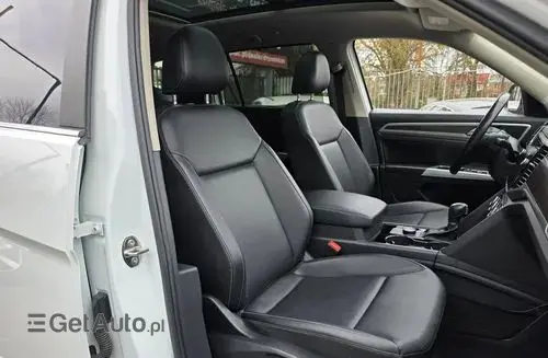 VOLKSWAGEN Atlas 