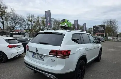 VOLKSWAGEN Atlas 