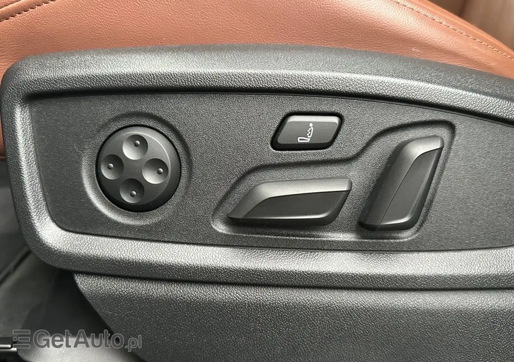 AUDI Q5 50 TFSIe quattro S tronic S line