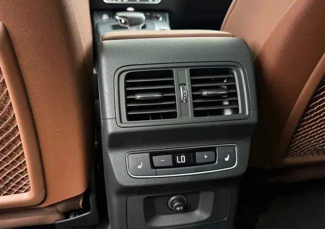 AUDI Q5 50 TFSIe quattro S tronic S line