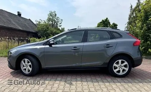 VOLVO V40 Cross Country 