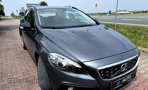 VOLVO V40 Cross Country 
