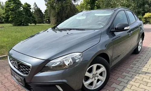 VOLVO V40 Cross Country 