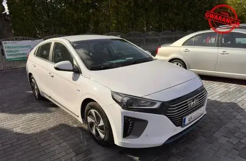 HYUNDAI IONIQ 