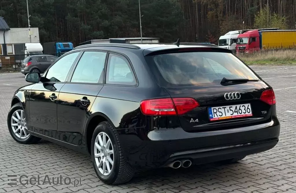 AUDI A4 
