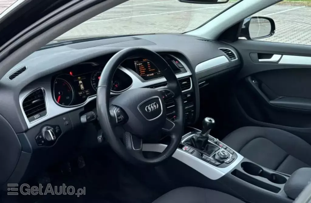 AUDI A4 