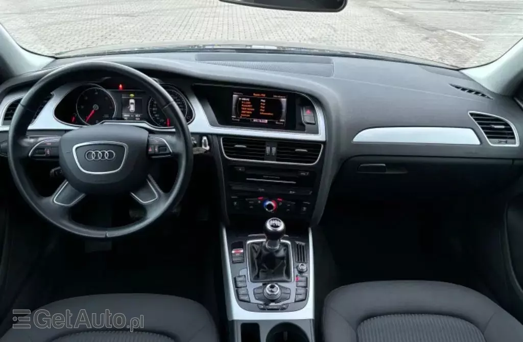 AUDI A4 